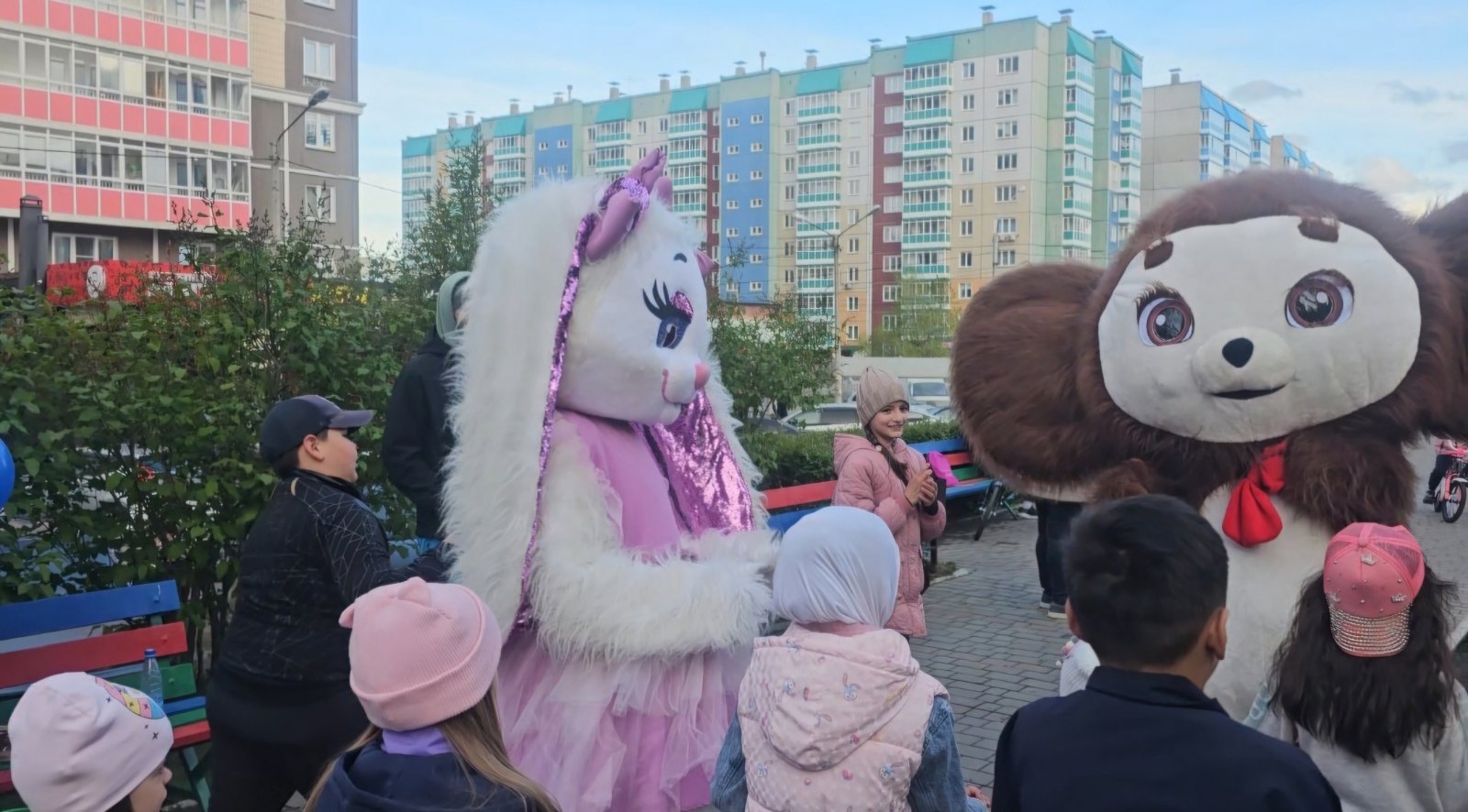 Отпраздновали "Неправильный новый год" с детворой изображение 1