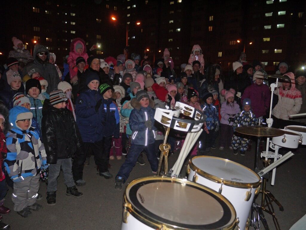 ГК «Покровские ворота» вместе с жителями домов отпраздновала День народного единства изображение 1