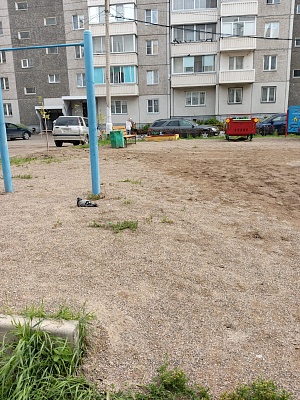 ул. Тимошенкова, 131. Произведена отсыпка и планировка детской площадки.  изображение 1