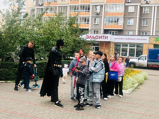 Праздник, посвященный 1 сентября на ул. Мартынова, 22 изображение 1