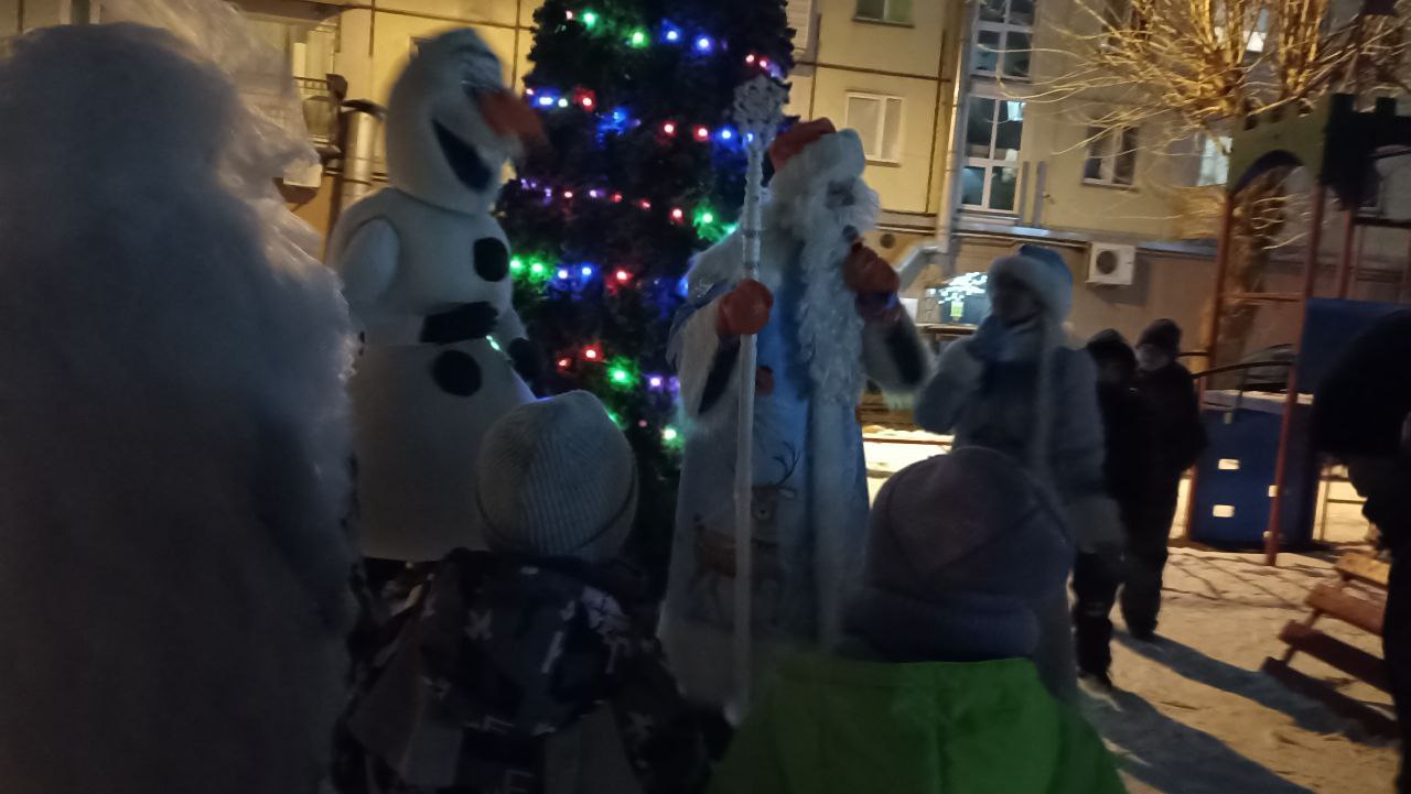 Начались предновогодние праздники изображение 1