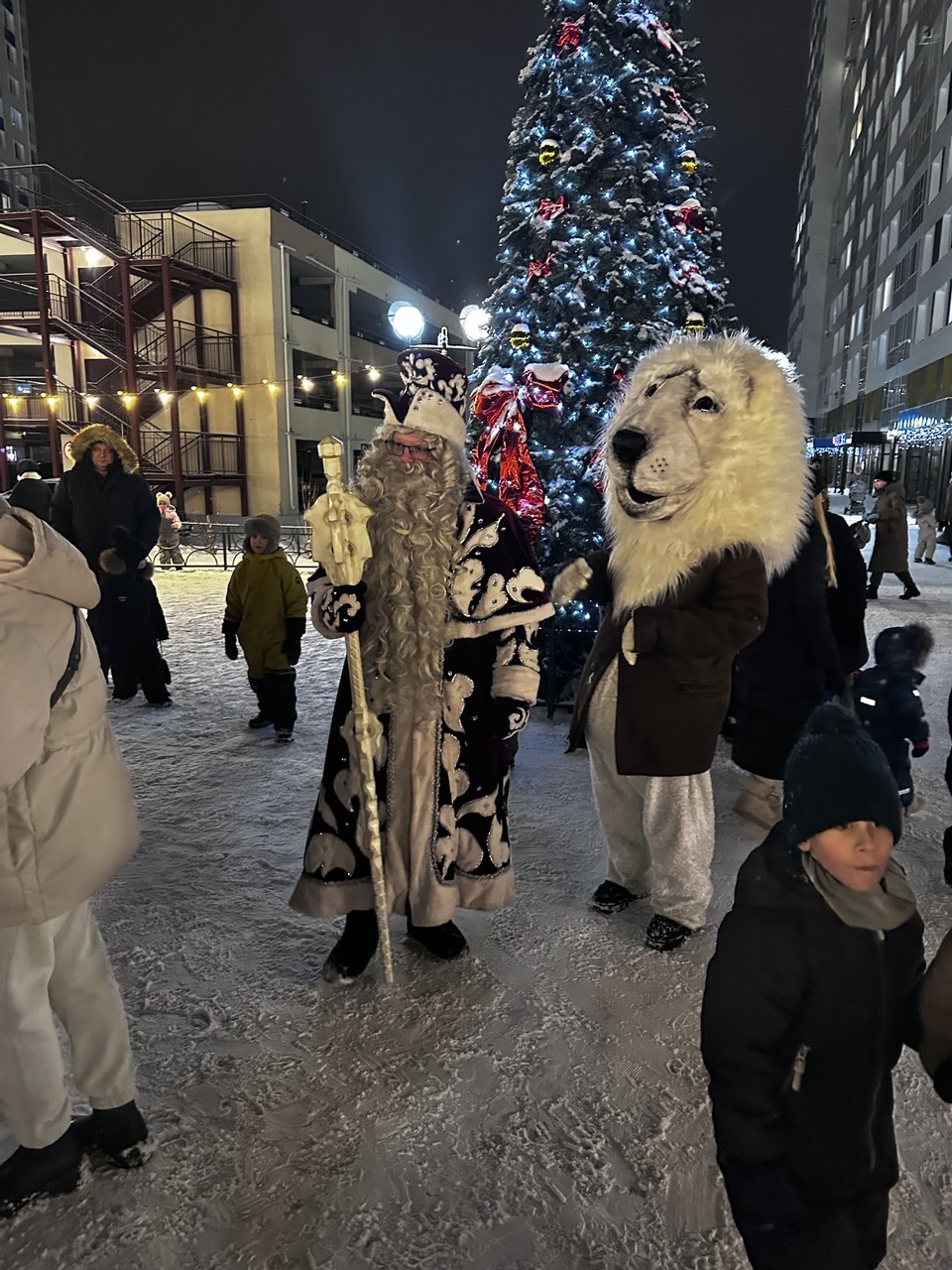 Праздник на улице Лесников, 31 и Лесников, 43 изображение 1