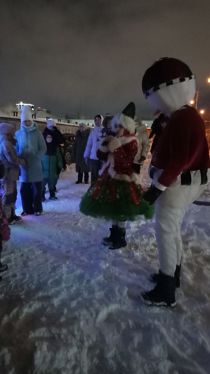 Праздник во дворе ул. Кольцевая, 18а, 24а, ул. Копылова, 78 изображение 1