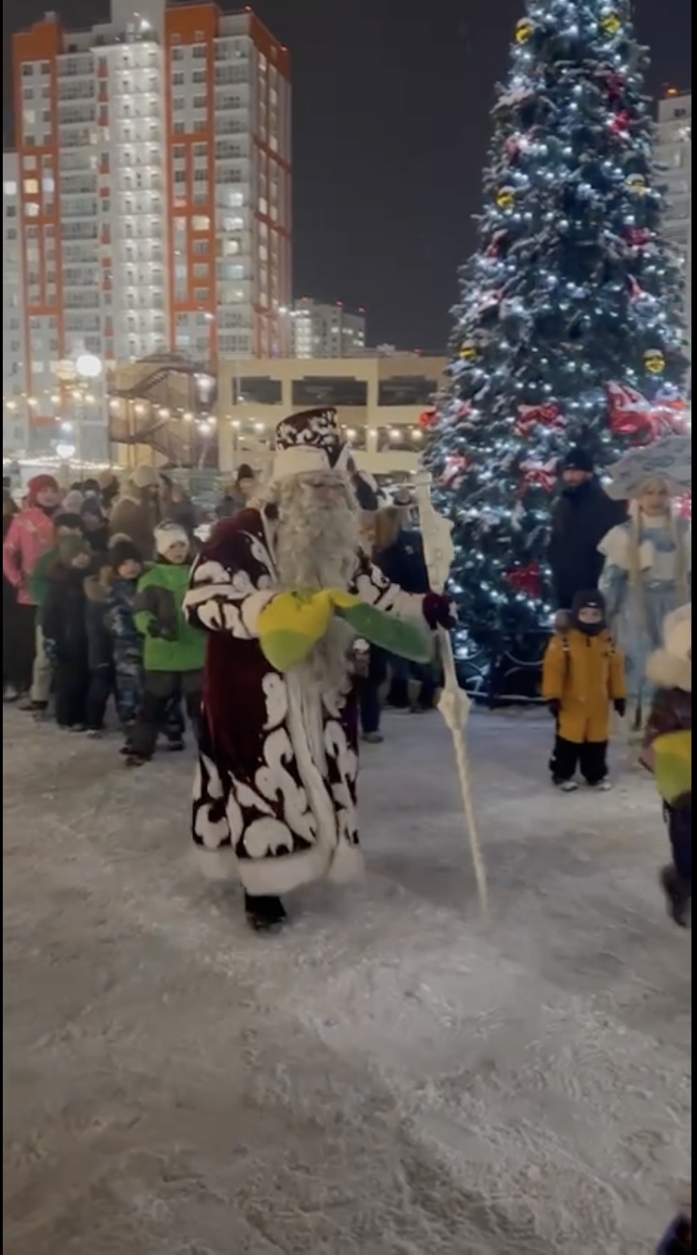 Праздник на улице Лесников, 31 и Лесников, 43 изображение 1